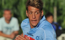 German Denisi k&uuml;baratrikk hoiab Napolit Serie A liidrikohal. Foto: Internet