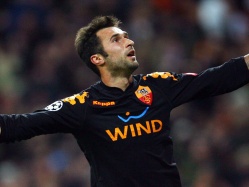 Vucinic siirdus AS Romast Juventusesse