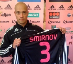 Smirnov pikendas Kaljuga lepingut