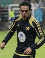 Xavi vaatab Barca mängu Stuttgartiga tribüünilt