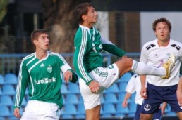 Teiste seas saab puhkust ka Levadia raudne keskkaitsepaar. Foto: Märt Vassiljev