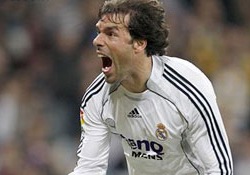 Nistelrooy kahetseb koondisest loobumist