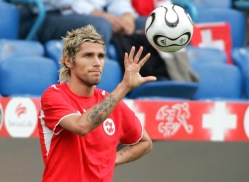 Behrami liitus Fiorentinaga