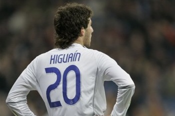 Kes kuhu: Fiorentina jahib Messit