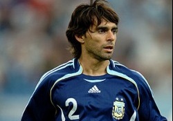 Roberto Ayala lõpetab karjääri