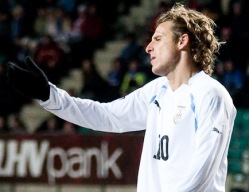 Forlan hakkab Interis Eto'o-d asendama