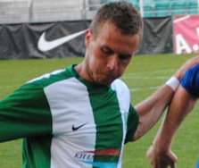 Valeri Minkenen proovis jalga keskkaitses. Foto: Gertrud Alatare (arhiiv)
