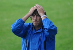 Eesti U-21 koondis eesotsas peatreeneri Frank Bernhardtiga pidi vastu võtma järjekordse kaotuse. Foto: Märt Vassiljev