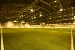 Korinni jalgpallihall, mis mahutab ka üle kahetuhande pealtvaataja. Foto: www.fotbolti.net