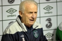 Trapattoni jätkab Iirimaa koondise juures