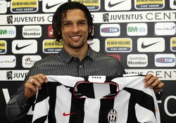Juve fänn pani Amauri eBay's müüki