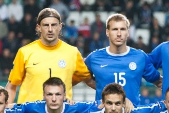 AZ võttis võidu, Wisla kümnekesi viigi