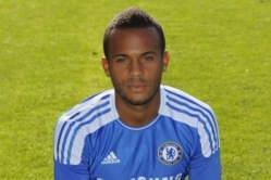 Aston Villa laenas Chelsea mängumehe