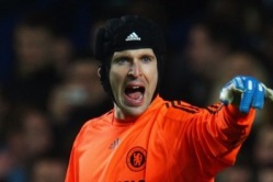 Cech pole nõus pingil istuma