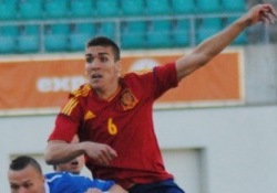 Oriol Romeu võitluses Siim Tennoga. Foto: Gertrud Alatare