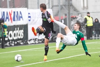 Levadia üritab Kaljut liidrikohalt tõugata