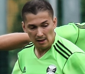 SK 10 kasutas mängukeeluga mängijat