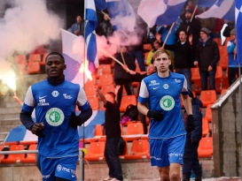 Mällar ja teised Tammeka fännid omas elemendis. Foto: Imre Pühvel