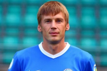 Dmitrijev liitus taas Levadiaga