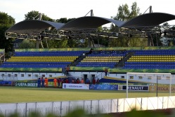 Esiliiga kalendrit muudeti