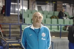 Želudkov Aastalõputurniiril veteranide turniiril. Foto: Alex Scheperin