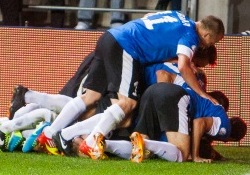 Eesti koondislased tähistamas ühte aasta tipphetkedest - 2:1 juhtväravat Hollandi vastu. Foto: Gertrud Alatare