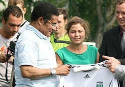 Eusebio 2007. aasta 25. augustil Tallinna Levadia poolt korraldatud heategevusüritusel. Foto: Marija Mussorina (arhiiv)