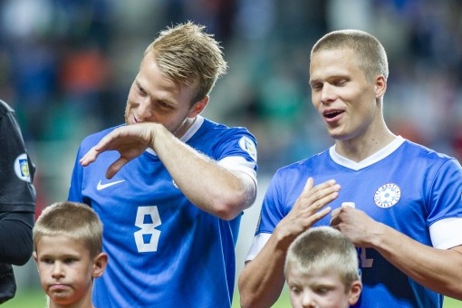 Enam ei ole vaja ilase suuga uut lepingut oodata - see on käes! Foto: Hendrik Osula