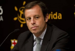 Barcelona president astub tagasi
