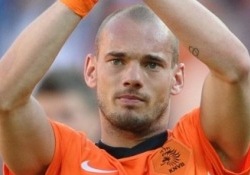 Sneijder vastas van Gaalile stiilselt