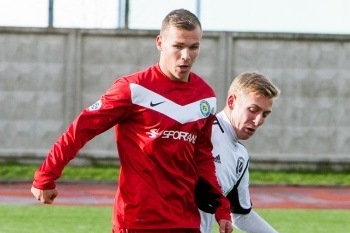 Albert Taar siirdus Poola esiliigasse