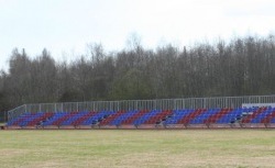 Loodusliku murukattega Paide linnastaadion jääb Premium liiga mängude ootele. Foto: Soccernet.ee arhiiv