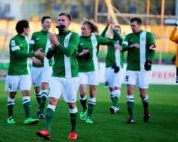Just sellise särgi saavad fännid soetada. Foto: Catherine Kõrtsmik