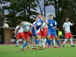 Kui ametlikult ei ole kumbki meeskond veel kohtunud, siis mitmetele varasematele Tammeka duubli mängijatele on Jõhvi esiliigast tuttav. Foto: Imre Pühvel