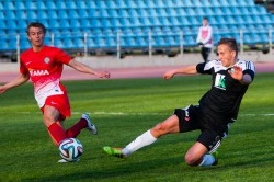 Artur Rättelil (paremal) on Jõhvi vastu hea võimalus väravasoonele naasta. Foto: Gertrud Alatare
