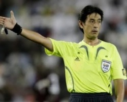 FIFA kaitseb avamängu kohtunikku
