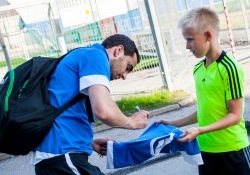 Zenjov on harjunud ise oma seljakotti tassima. Foto: Gertrud Alatare