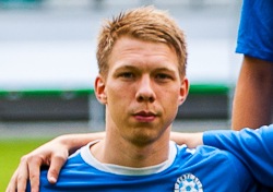 Pikalt noortekoondistes mänginud Infoneti vasakkaitsja Trevor Elhi ei oska öelda, miks nad Paide vastu taas hätta häid. Foto: Gertrud Alatare
