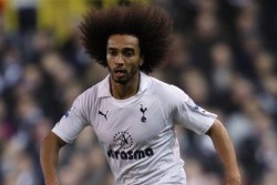 Assou-Ekotto sai Anelka õnnitlemise eest trahvi ja mängukeelu