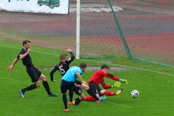 Lokomotiv tegi suure sammu püsimajäämise suunas  (hinda!) 