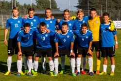 U-19 koondis enne viimast sõprusmängu Valgevene vastu. Foto: Gertrud Alatare