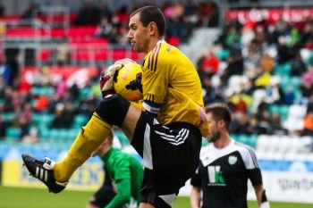 Ametlik: Levadia kapten siirdus Transi