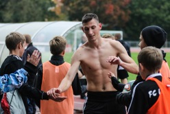 Igor Subbotin kõmmutas pea ja jalaga kokku neli väravat ning aitas Levadia Transi vastu 8:1 võidule. Tema hooaja hooaja 32 tabamust aitasid Levadia kullani. Foto: Jana Pipar