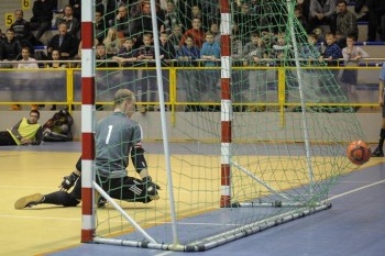 Rahvaliigas võidutses Ida-Blokk