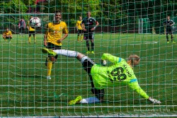 Issakov järjekordset palli võrku saatmas. Foto: Gertrud Alatare