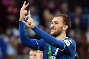 Bas Dost tahab purustada müüti Eredivisie väravakütist, kes mujal läbi ei löö