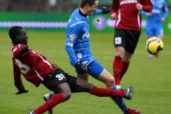 Goore võitluses pikaaegse Venemaa koondislase Vladimir Bõstroviga. Foto: zimbio.com