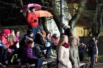 Galerii: Tartu naised alustasid publiku ees võiduga