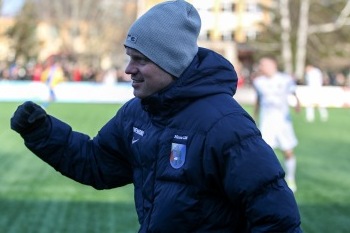 Lelov: mäng Floraga peaks olema pidupäev