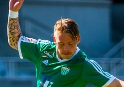 Juuso Laitinen sai kirja oma esimese kolli. Foto: Gertrud Alatare